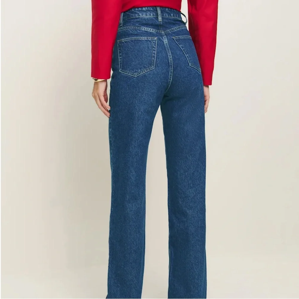 NWOT Reformation Jeans Wilder High Rise Wide Leg Jeans Cleary Wash Sz 26 - Picture 4 of 11